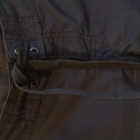 Kanu Surf size 4 black cargo shorts - Picture 3 of 5